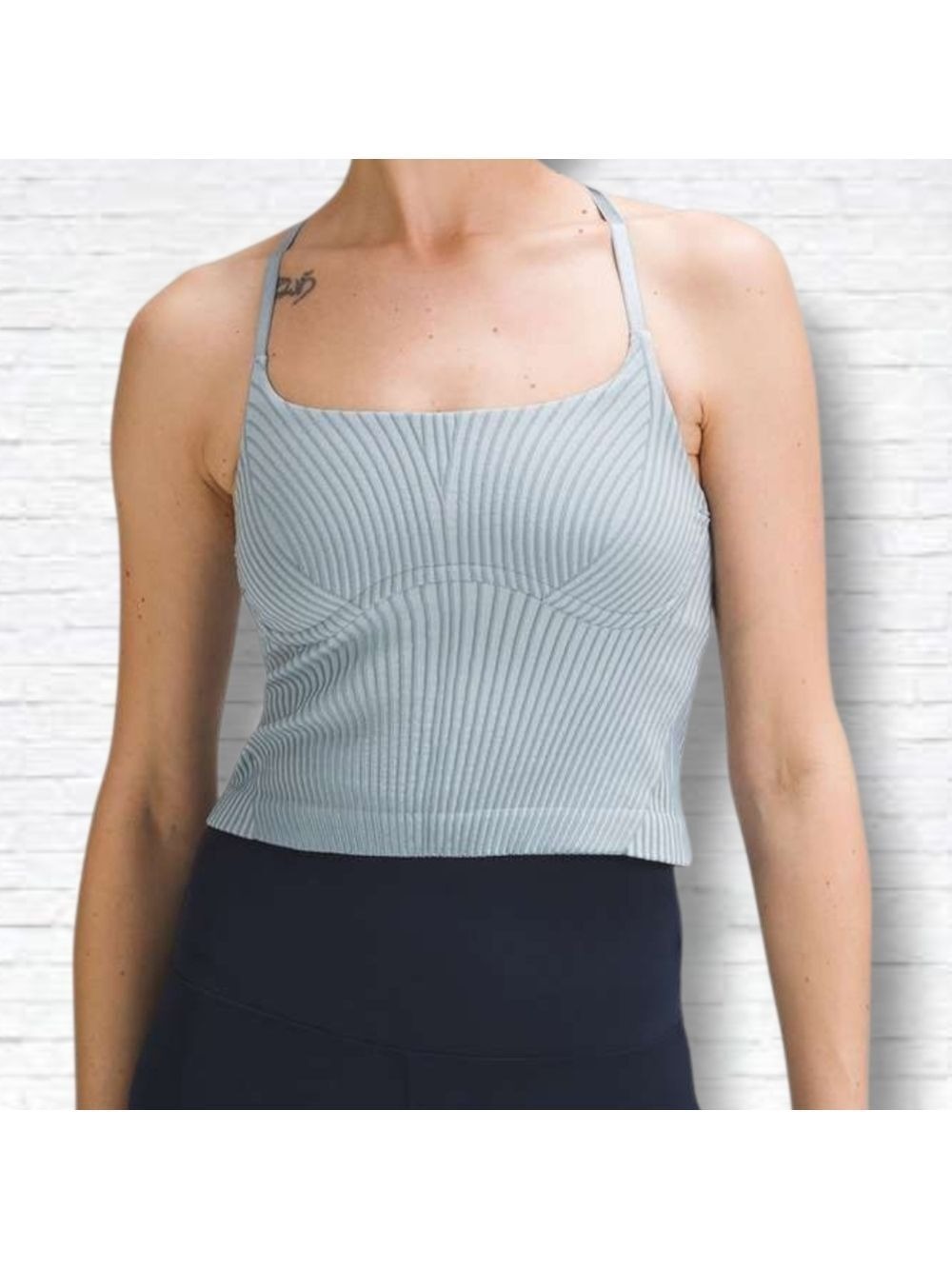 Lululemon Strappy Seamless Yoga Shelf Tank Top Size 4